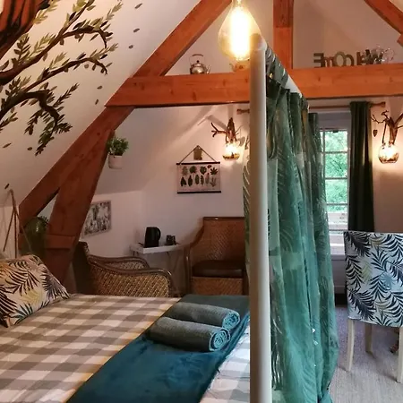 ベッド・アンド・ブレックファスト L'arbre A The オンフルール